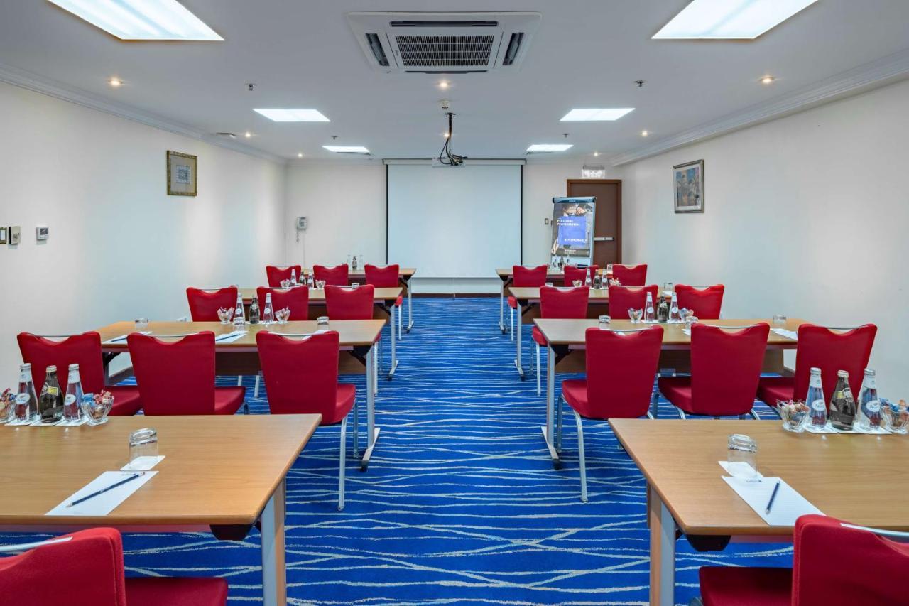 Radisson Blu Hotel, Yanbu Exteriér fotografie